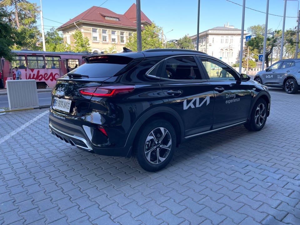 KIA Xceed 2025 — imagine 3
