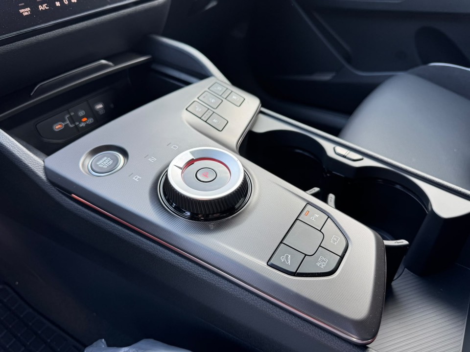 KIA Sportage 2025 — imagine 14