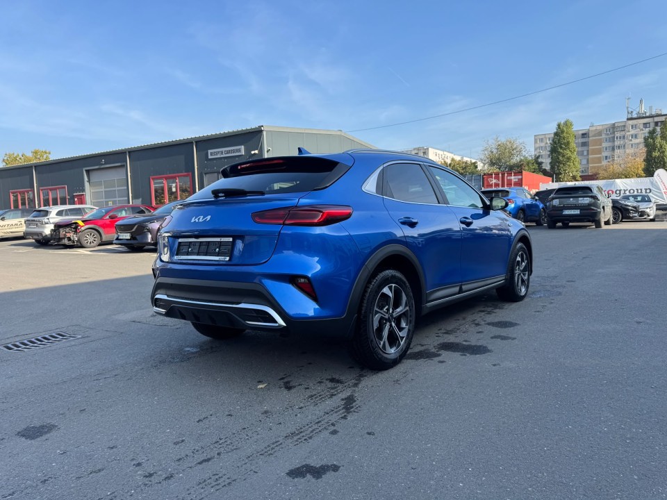 KIA Xceed 2025 — imagine 3