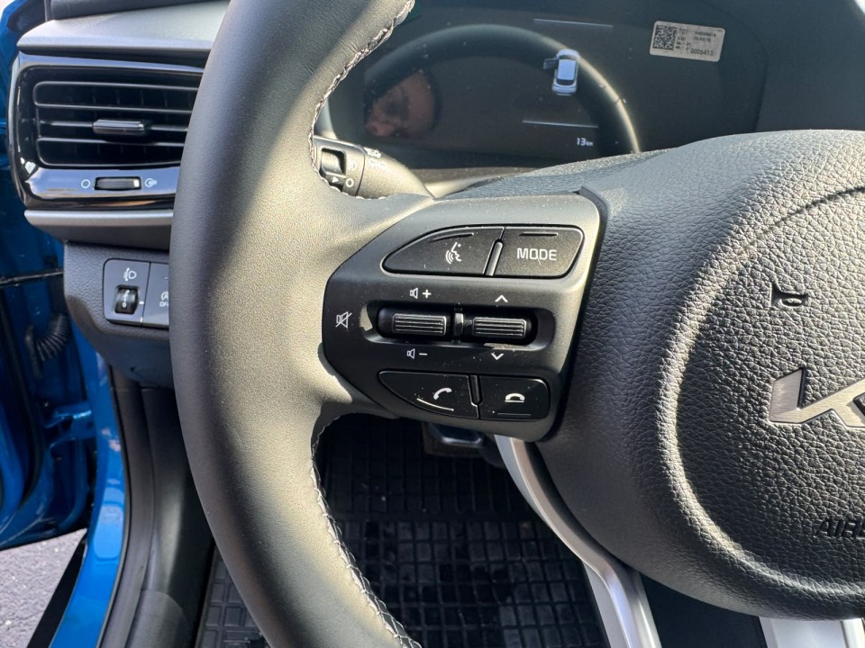 KIA Stonic 2025 — imagine 15
