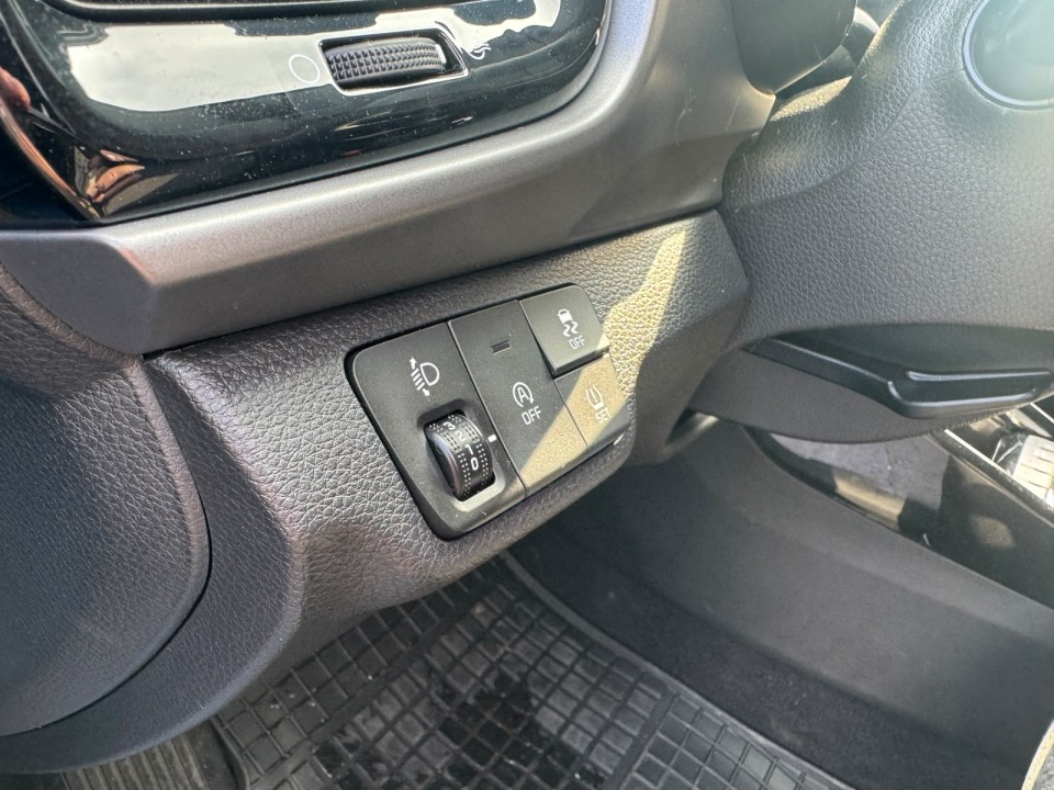 KIA Stonic 2025 — imagine 16