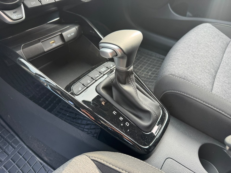 KIA Stonic 2025 — imagine 19