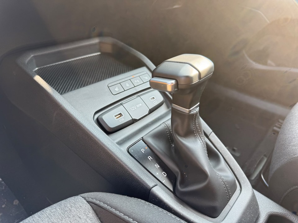 KIA Stonic 2025 — imagine 15