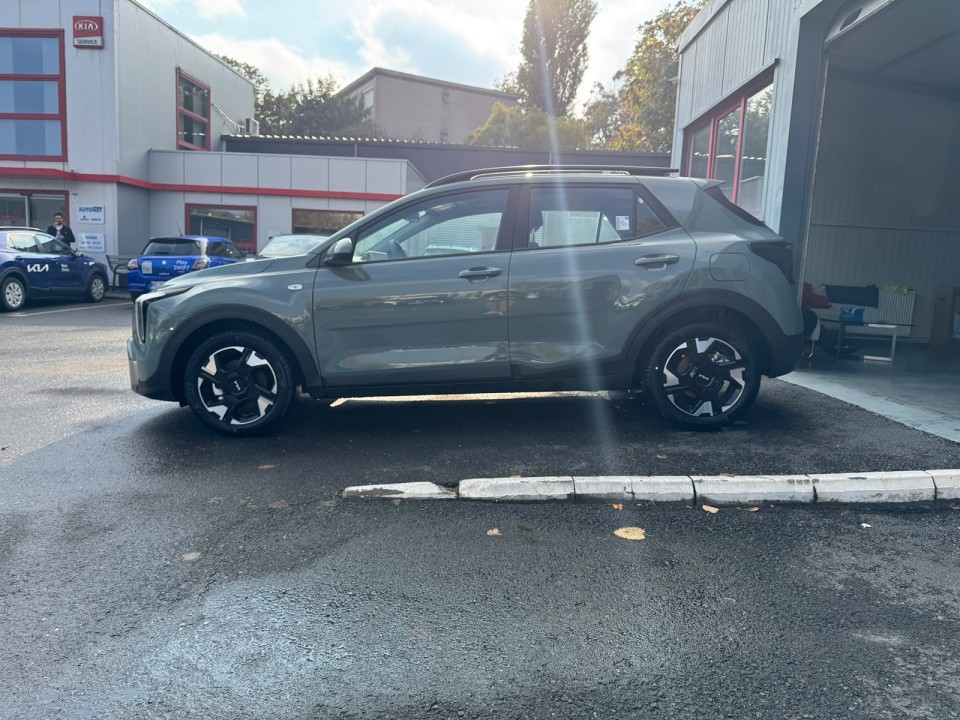 KIA Stonic 2025 — imagine 4