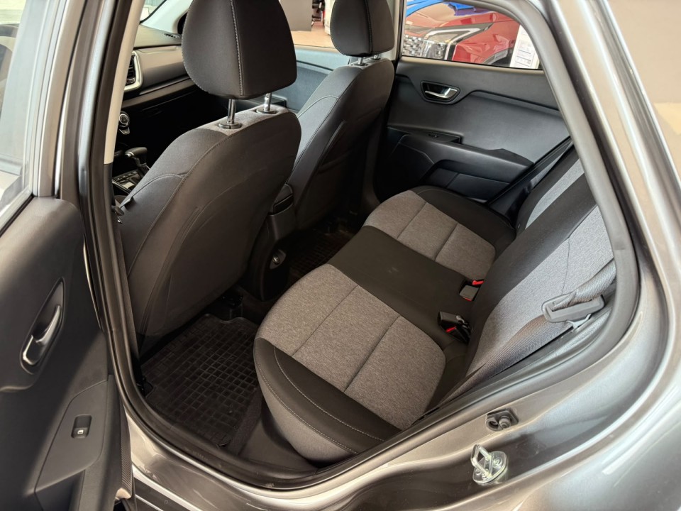 KIA Stonic 2025 — imagine 7