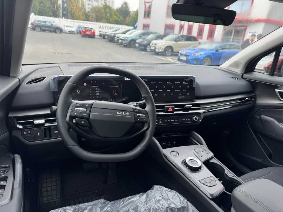 Kia Sportage 2025 benzină, 31.880 € — imagine 9