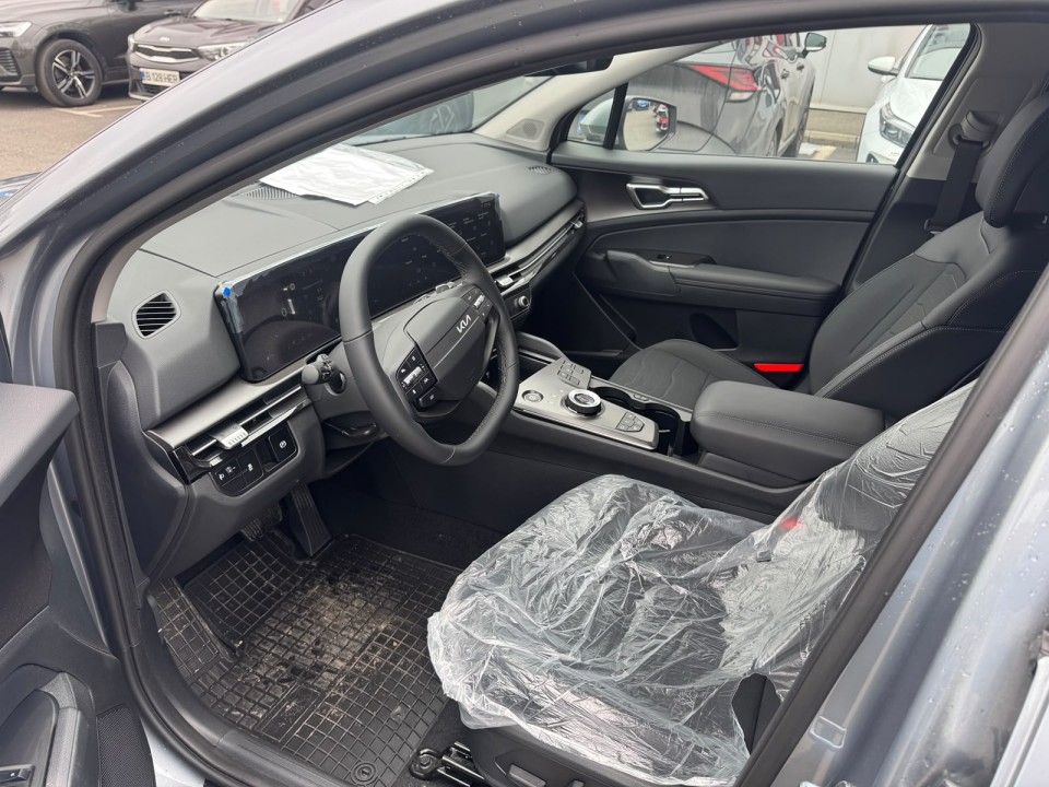 Kia Sportage 2025 benzină, 37.880 € — imagine 16