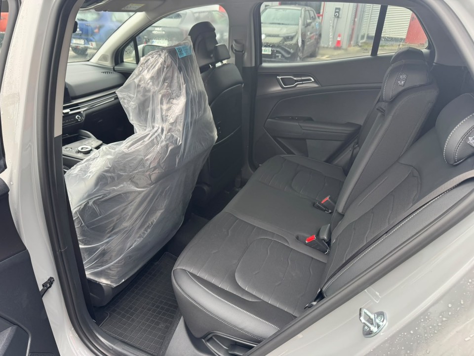 Kia Sportage 2025 benzină, 37.880 € — imagine 18