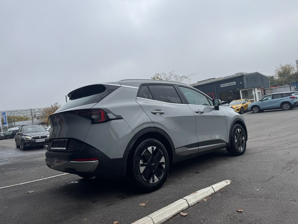 Kia Sportage 2025 benzină, 37.880 € — imagine 4