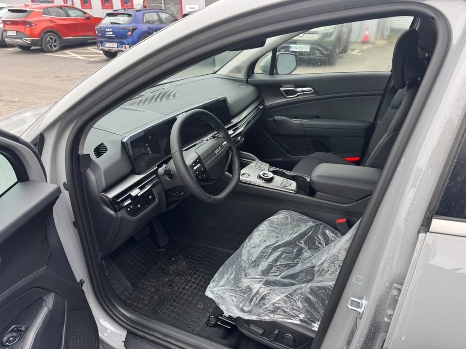 Kia Sportage 2025 benzină, 38.120 € — imagine 19