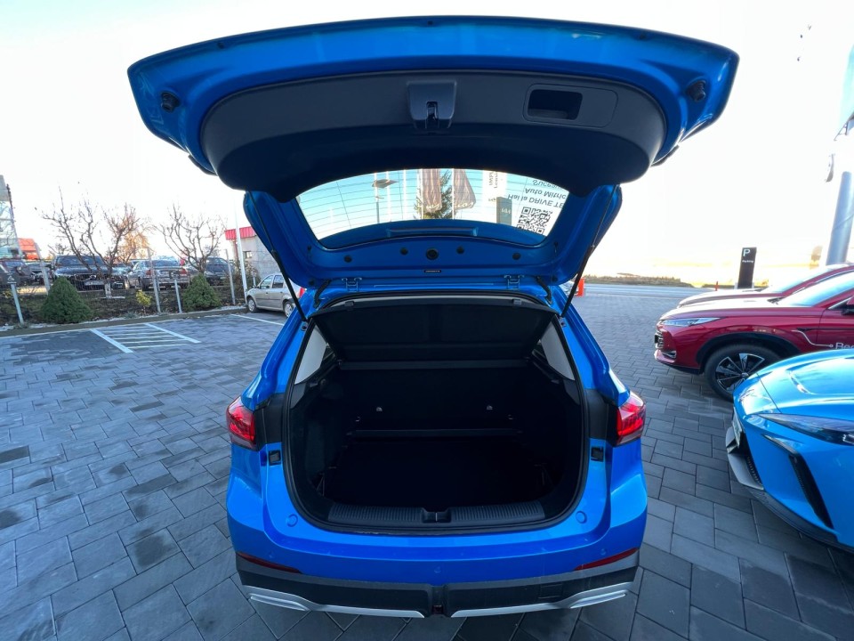 mg zs hev 3693ac35599b74