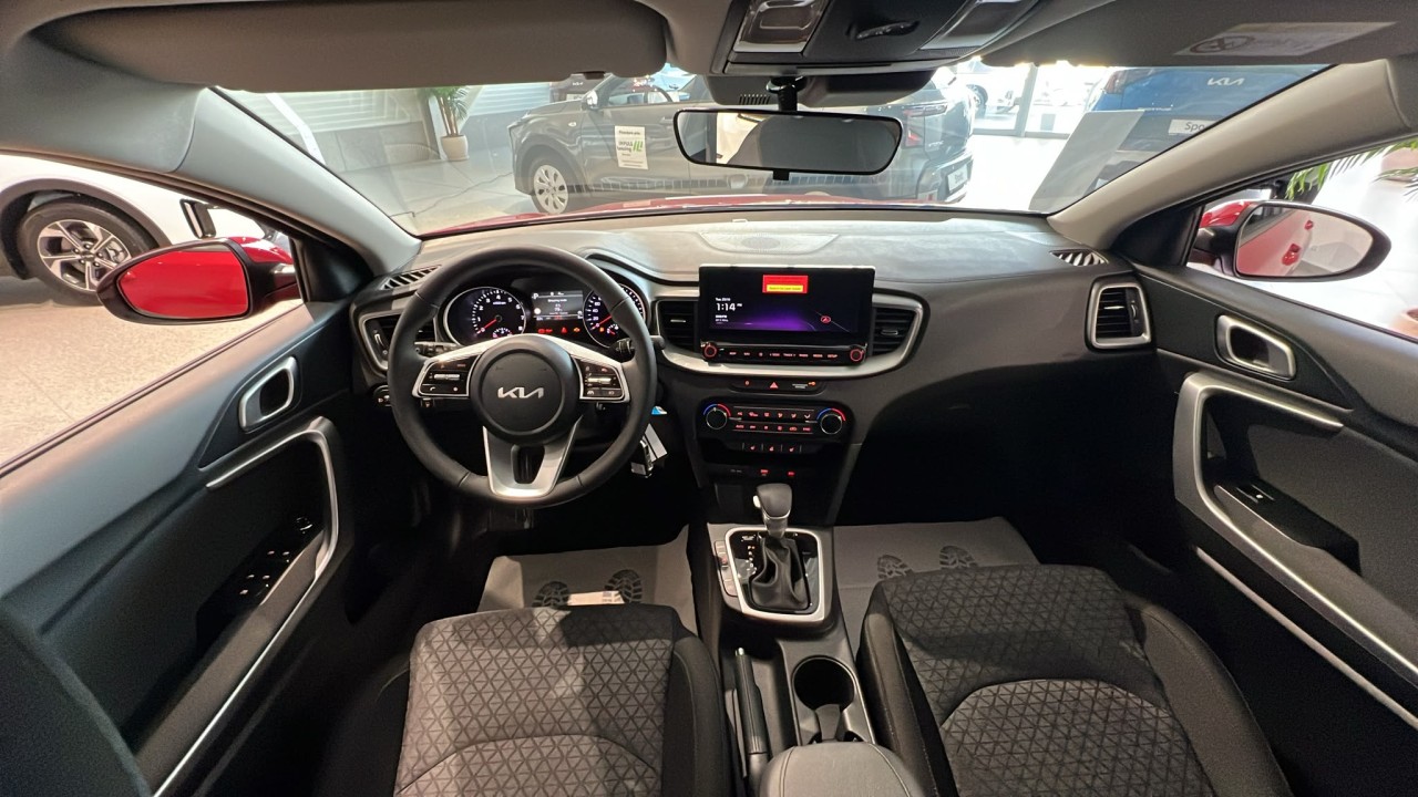 KIA Ceed 2025 — imagine 2