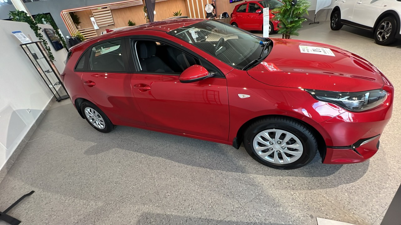KIA Ceed 2025 — imagine 8