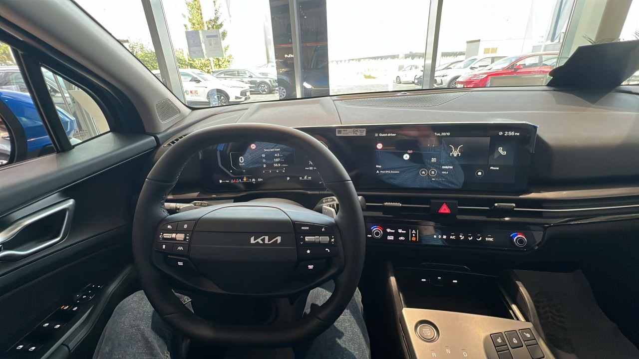 KIA Sportage 2025 — imagine 3