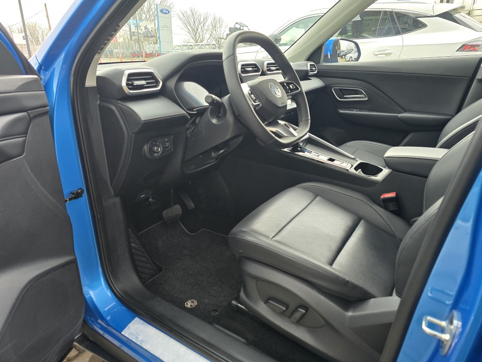 MG ZS 13