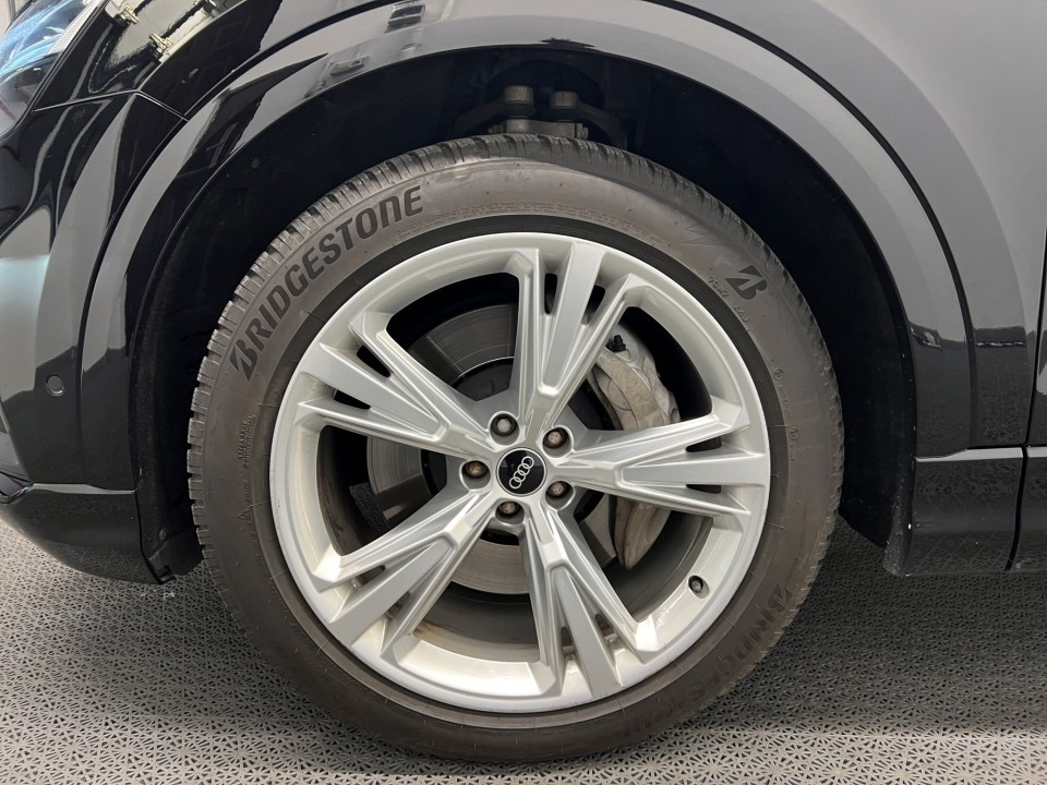 Audi Q8 55 TFSIe Quattro