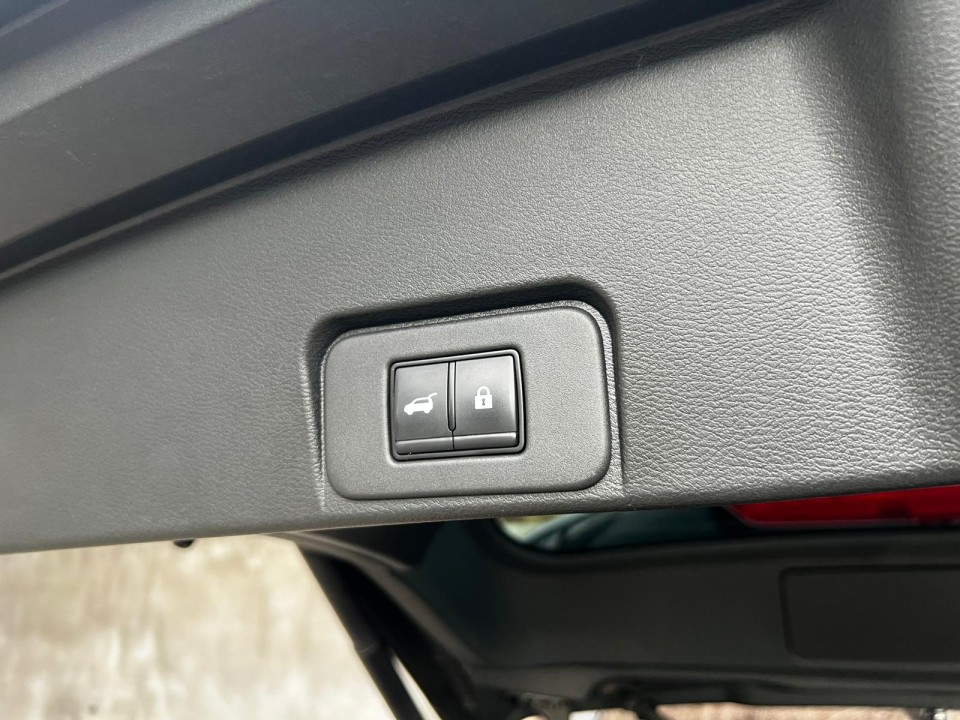 Nissan X-Trail Hibrid Tekna