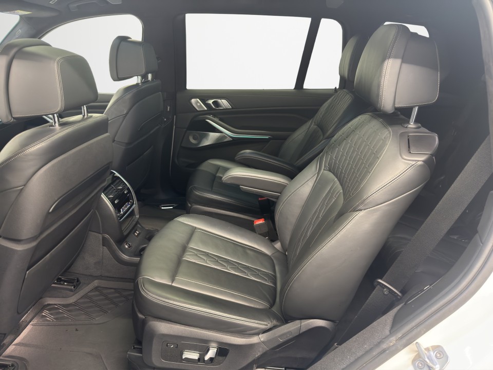 BMW X7 xDrive30d M-Packet