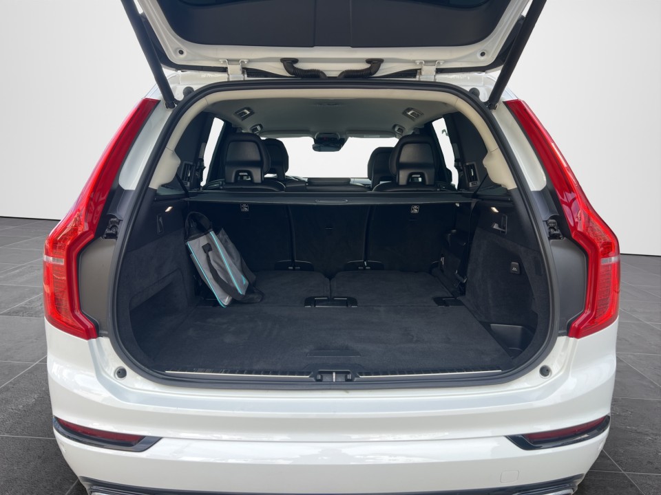 Volvo XC 90 Volvo XC90Recharge eAWD R-Design