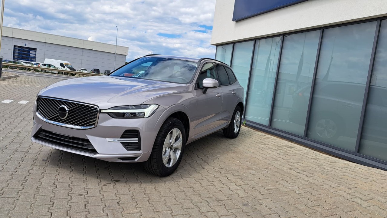 Volvo XC 60 XC60 Core B5 (P) AT8 AWD