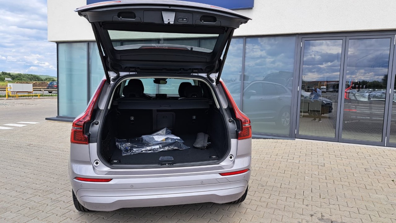 Volvo XC 60 XC60 Core B5 (P) AT8 AWD
