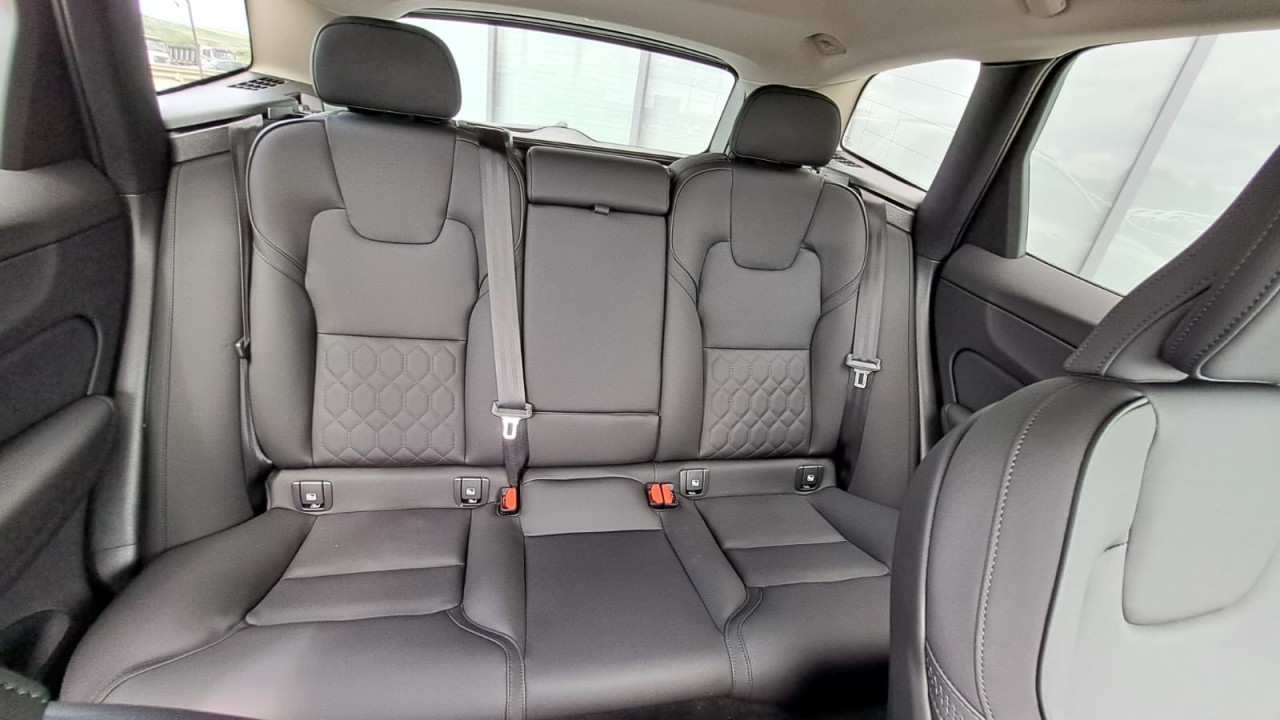 Volvo XC 60 XC60 Core B5 (P) AT8 AWD