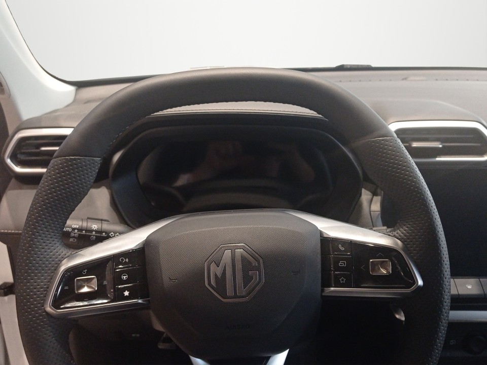 mg zs hev 5 usi exclusive 1 5l gsl hev 197 cp at 869e86e421a991