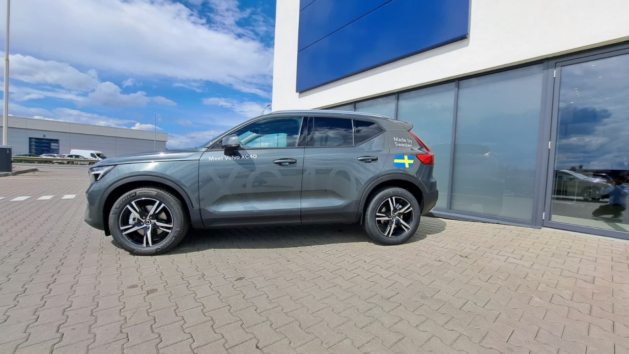 Volvo XC 40 XC40 Core B3 (P) AT7 FWD