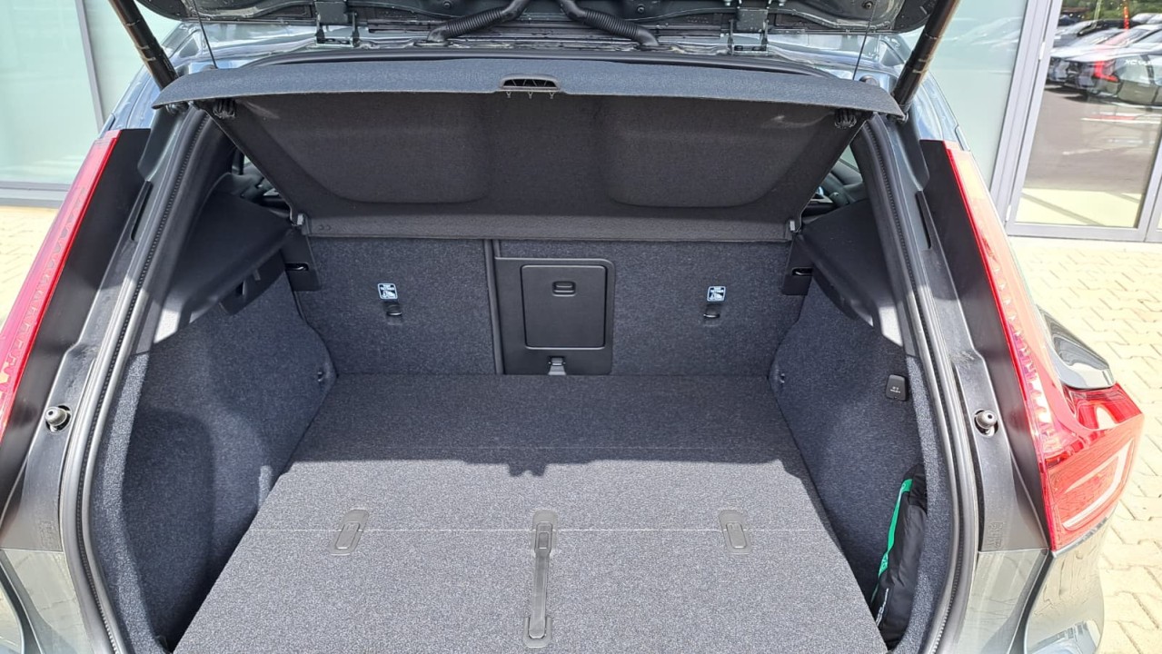 Volvo XC 40 XC40 Core B3 (P) AT7 FWD