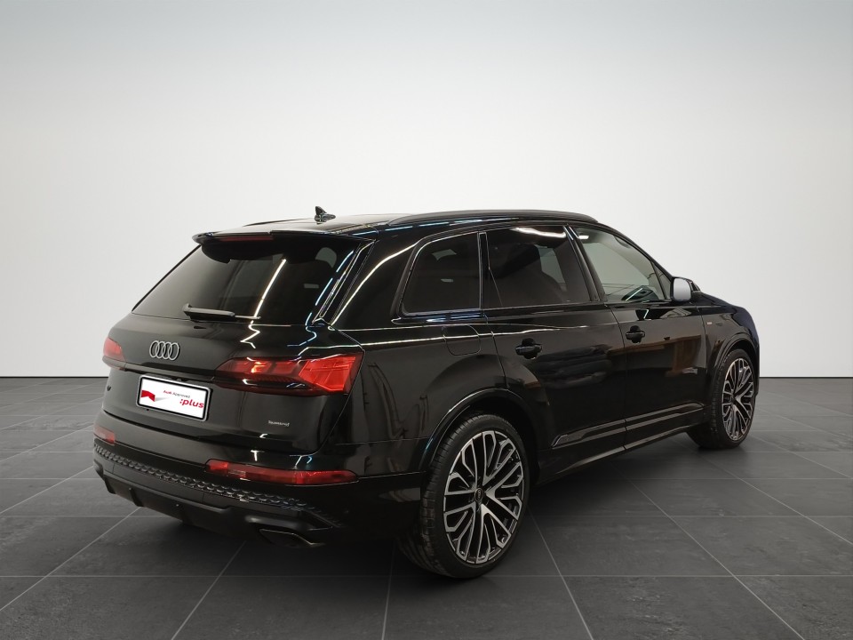 Audi Q7 S line 55 TFSI e quattro