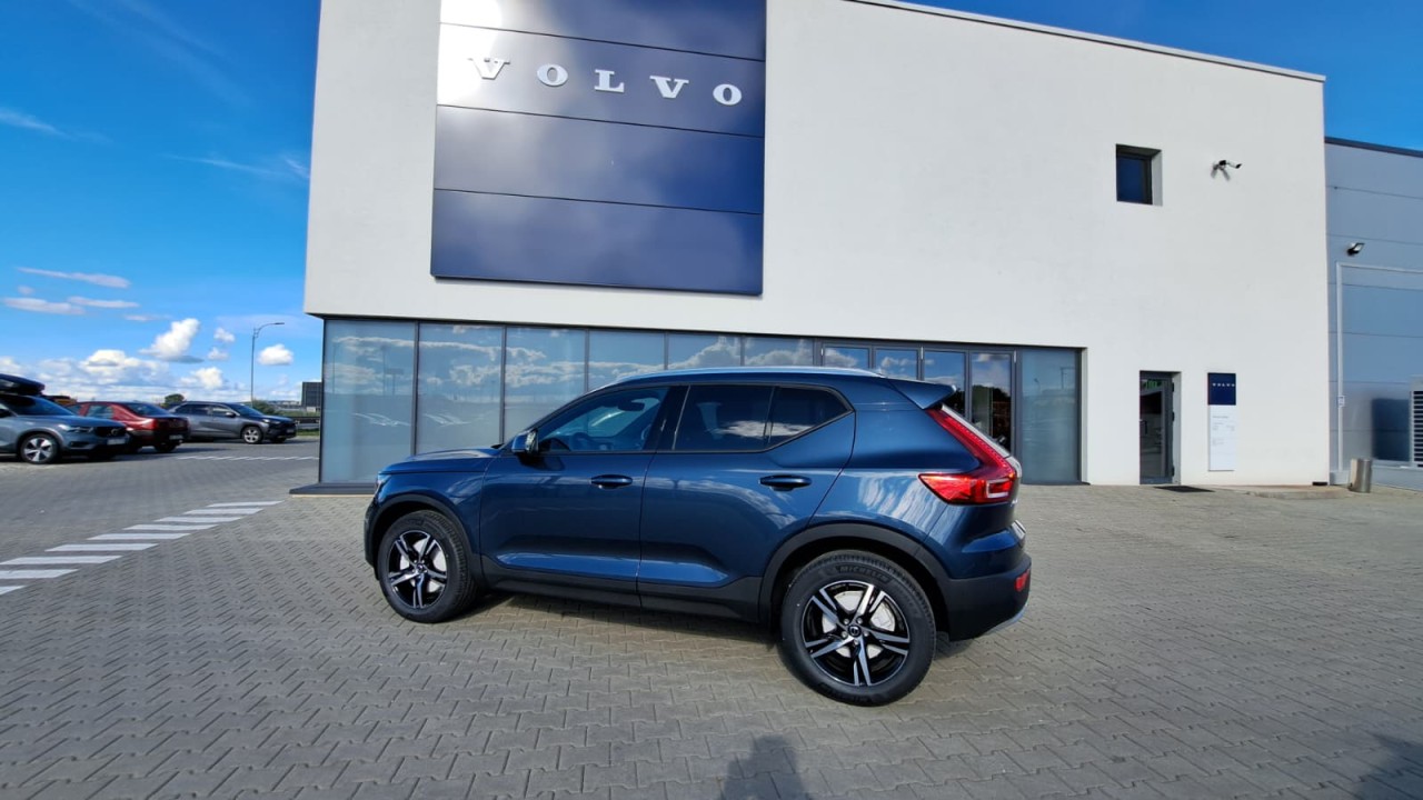 Volvo XC 40 XC40 Core B3 (P) AT7 FWD