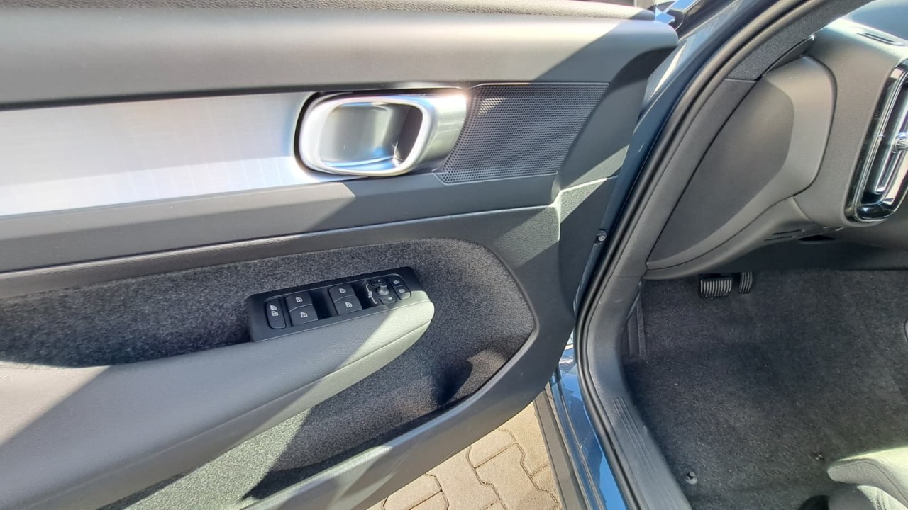 Volvo XC 40 XC40 Core B3 (P) AT7 FWD