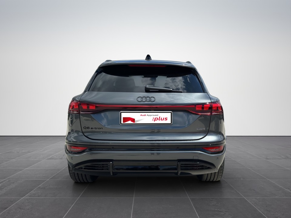 Audi Q6