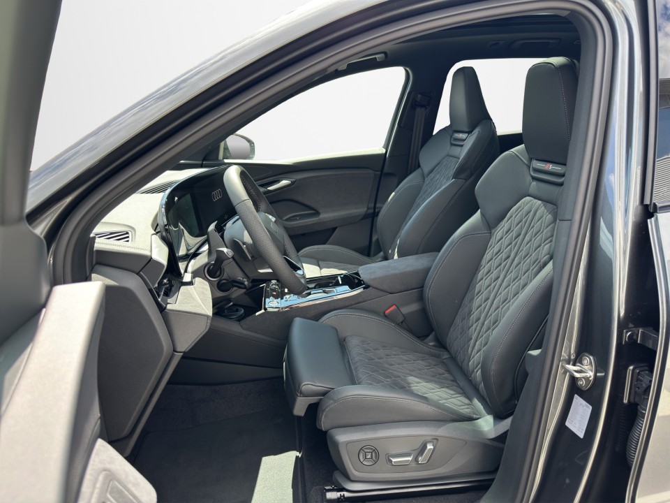 Audi Q6