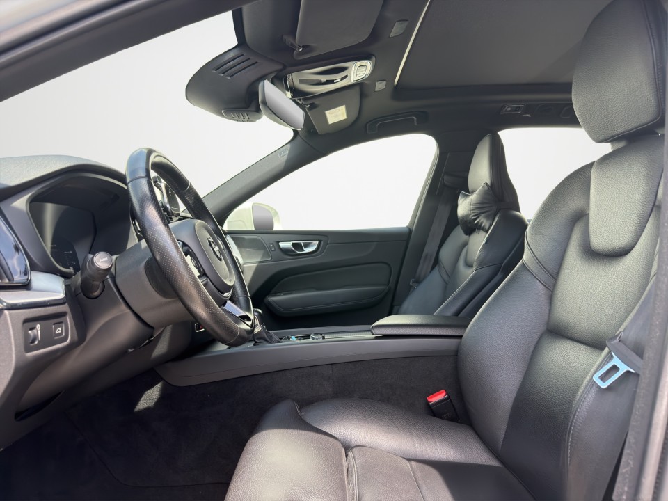Volvo XC 60 XC60 B5 Momentum Pro AWD Geartronic