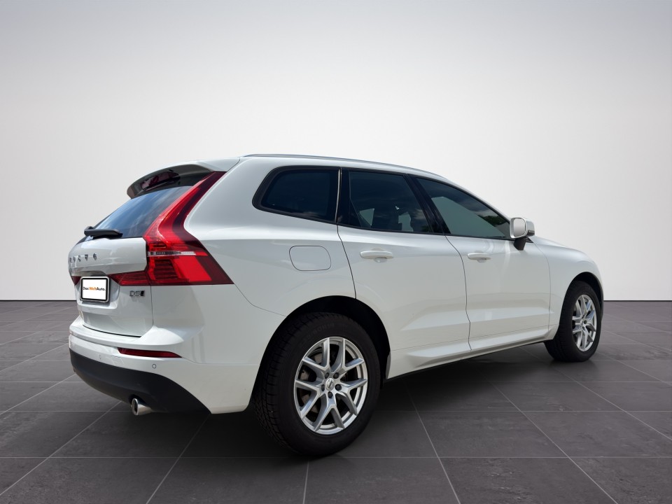Volvo XC 60 XC60 B5 Momentum Pro AWD Geartronic