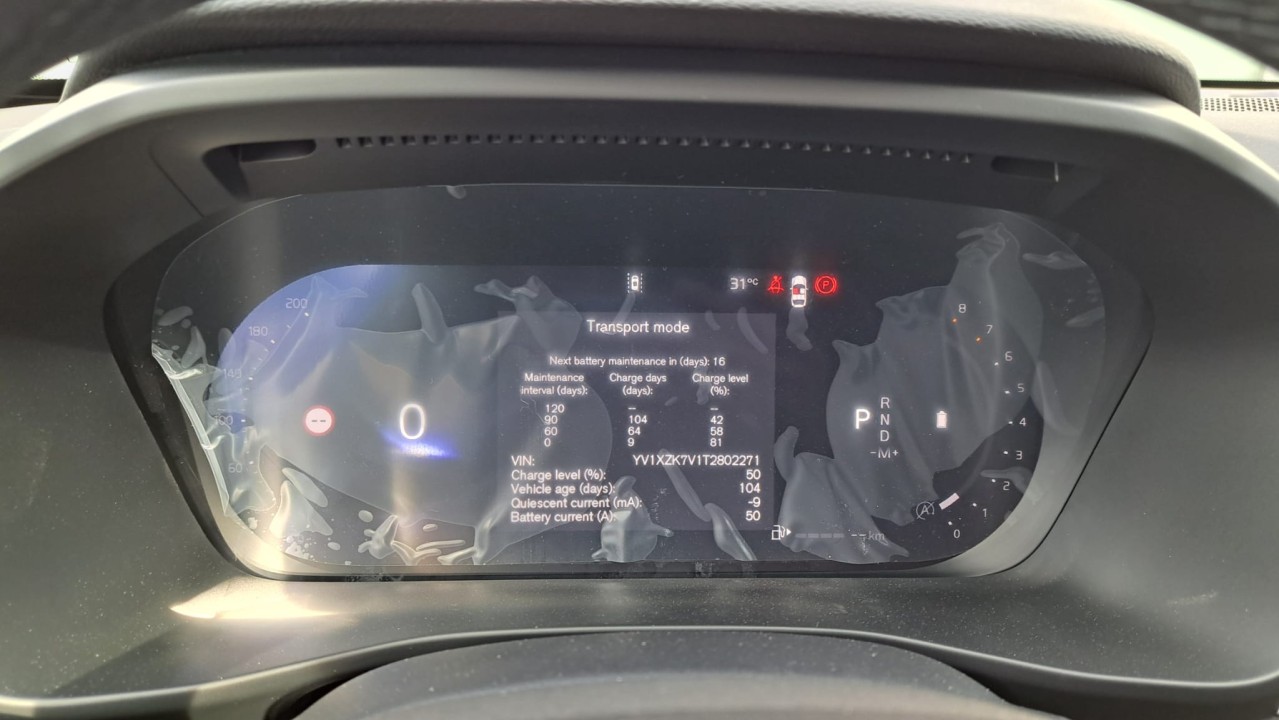 Volvo XC 40 XC40 Plus Dark B3 (P) AT7 FWD
