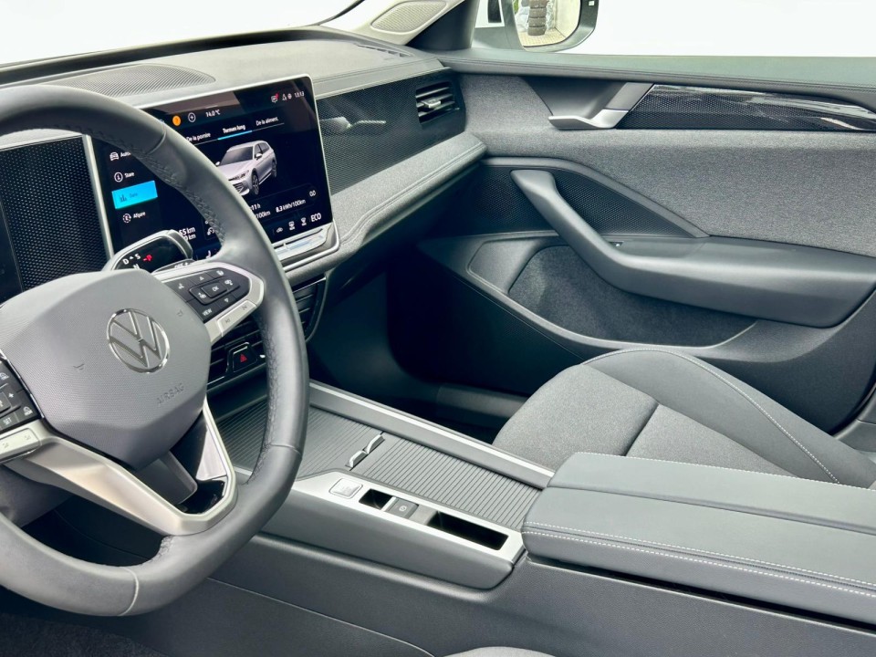 Volkswagen Passat Base1.5 TSI PHEV