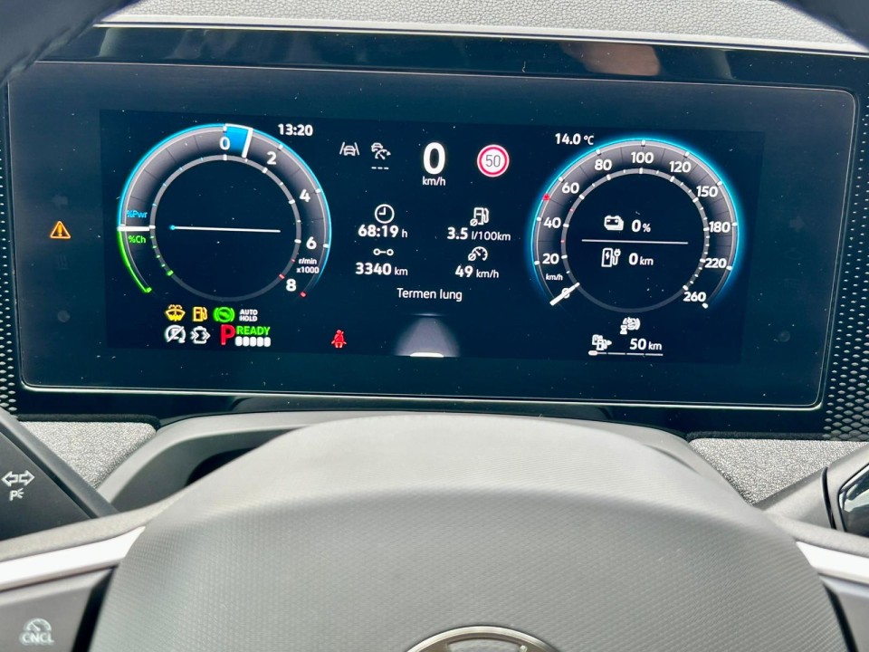 Volkswagen Passat Base1.5 TSI PHEV