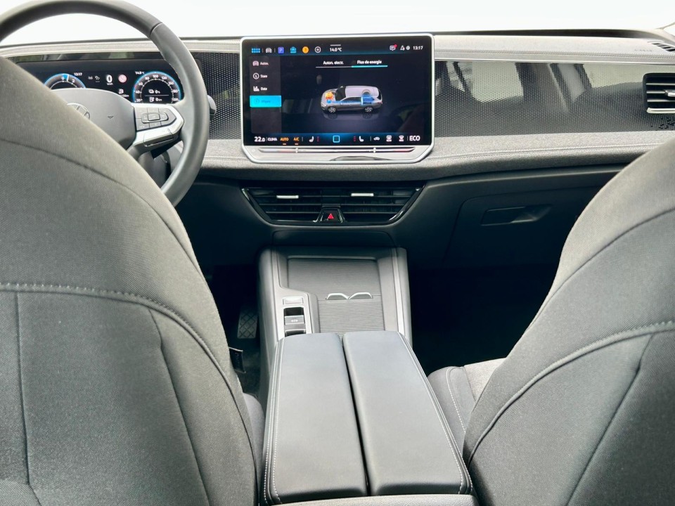 Volkswagen Passat Base1.5 TSI PHEV