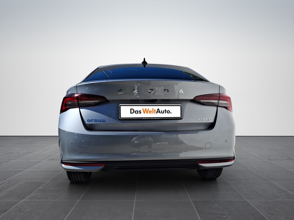 Skoda Octavia M-HEVSELECTS110/1.5A7F