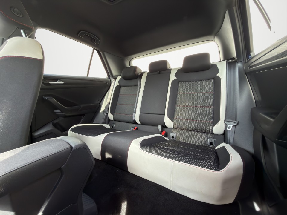 Volkswagen T-Roc 4Mhlbmt 110TDI D7A