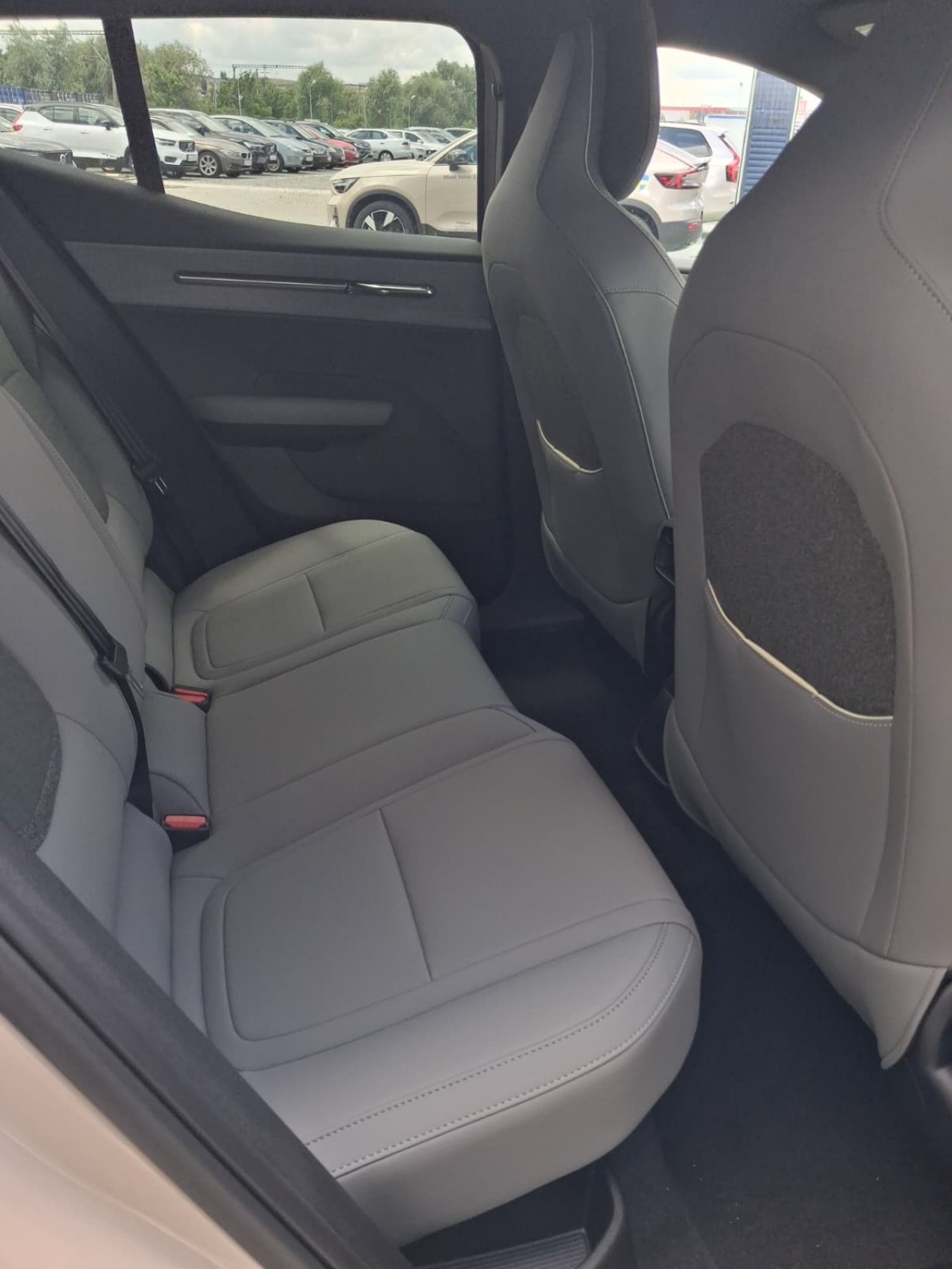 Volvo EX30