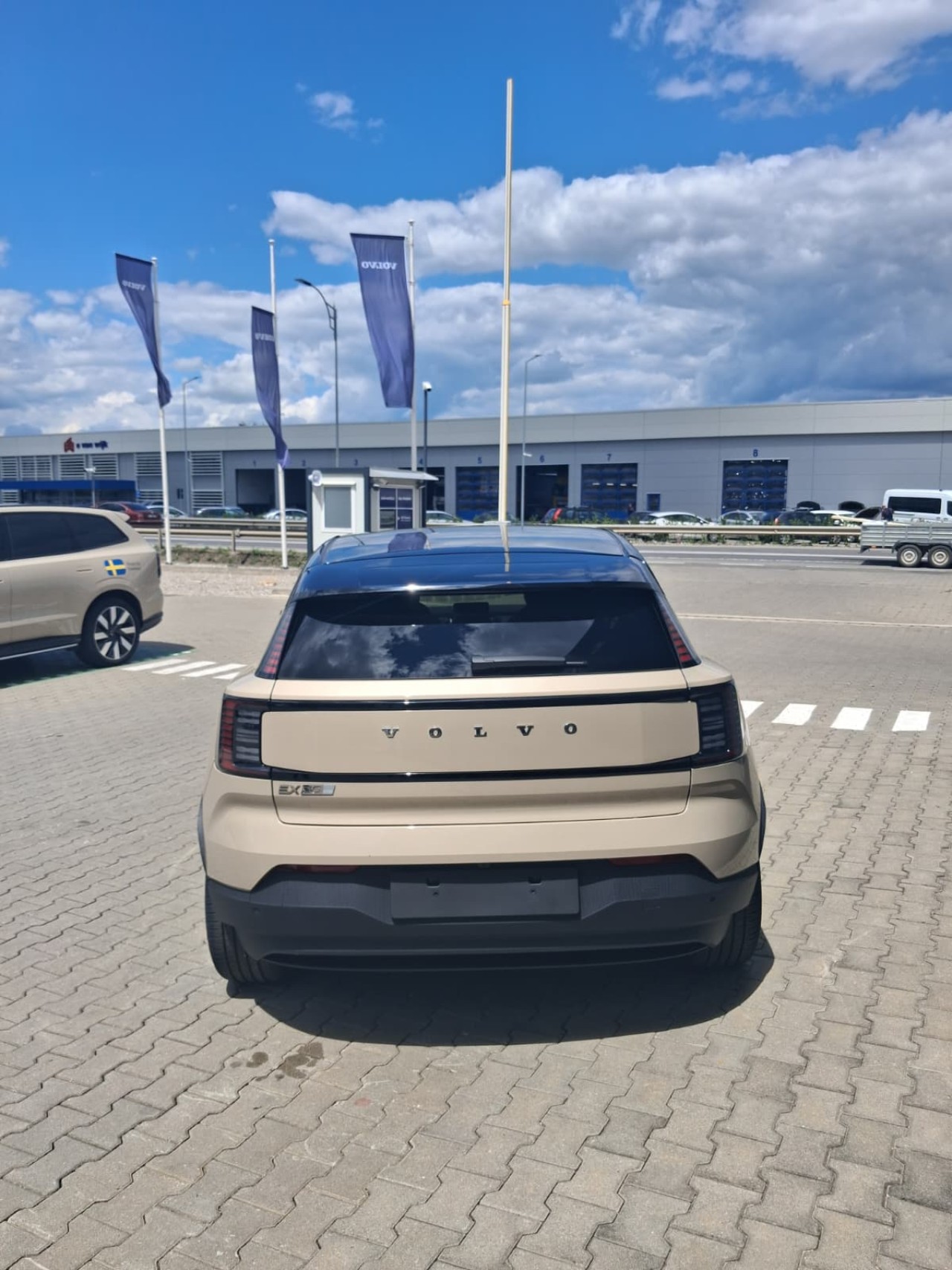 Volvo EX30