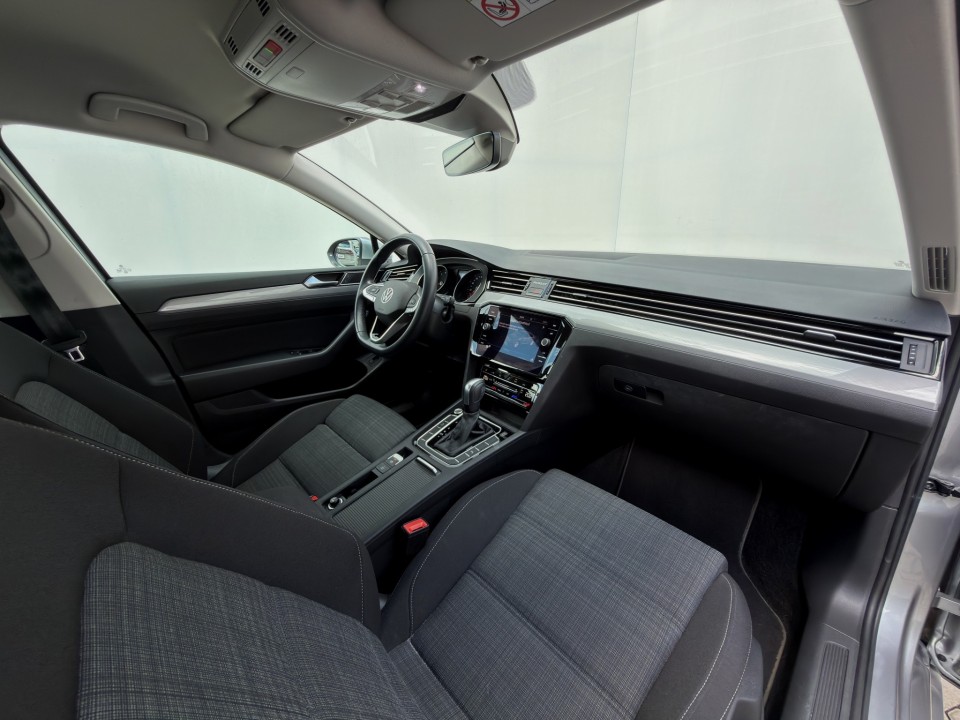 Volkswagen Noul Passat Comfortline1.5 TSI ACT DSG