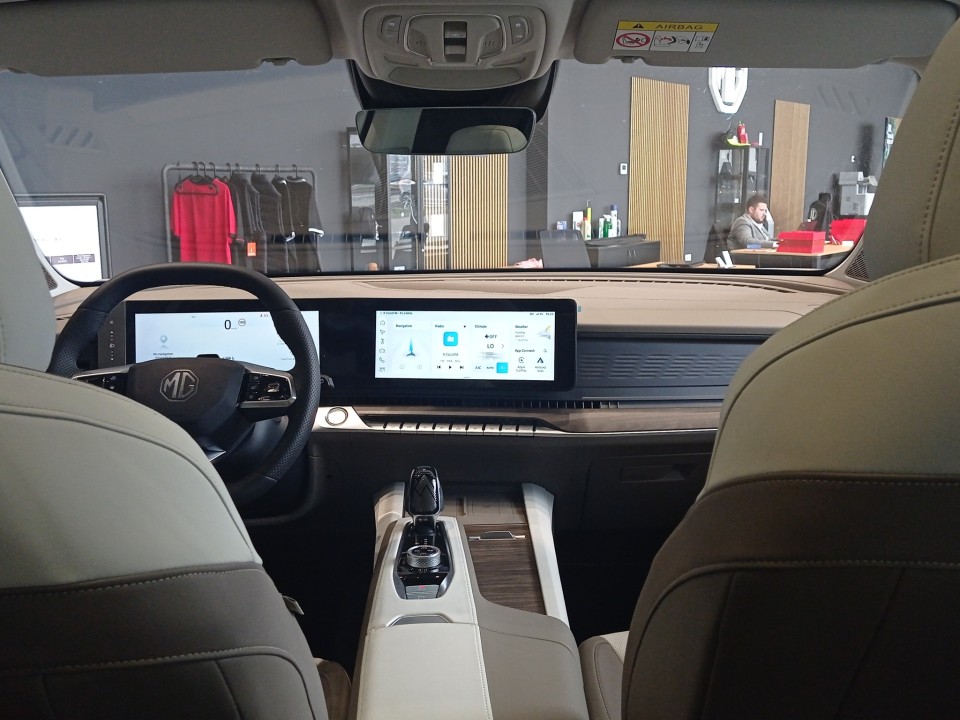 mgs9 phev 5 usi luxury gs61h 1 5t turbo 299 cp at 126aa3cb5eedfe9