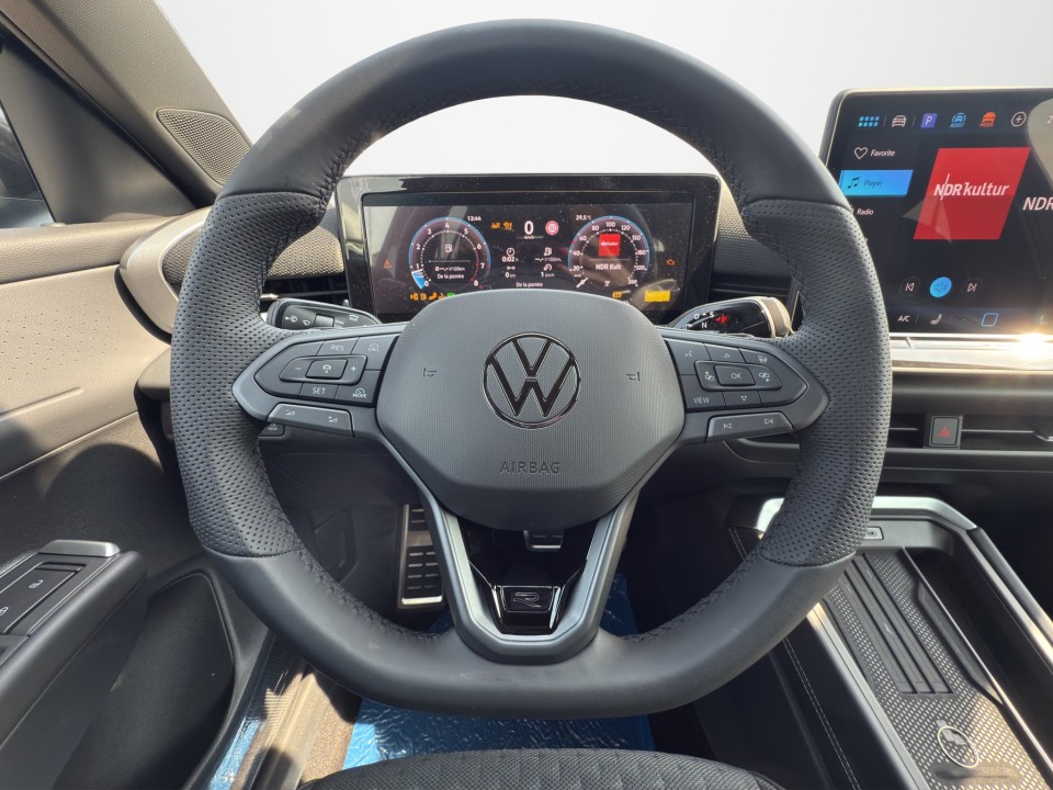 Volkswagen Noul T-Roc R-Line 1.5 eTSI DSG