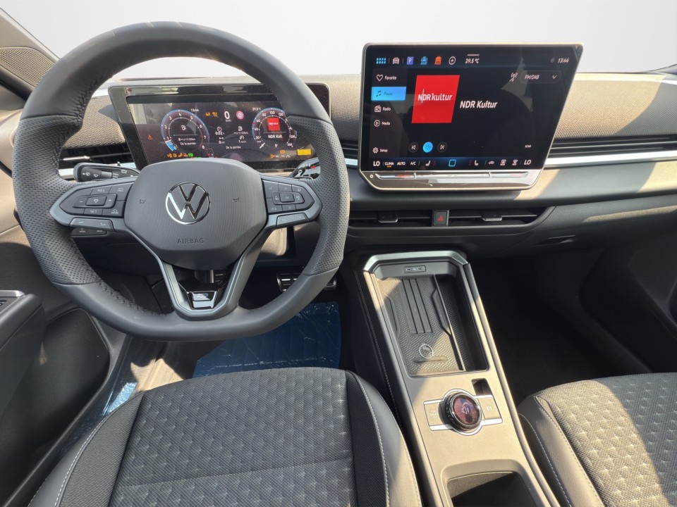 Volkswagen Noul T-Roc R-Line 1.5 eTSI DSG