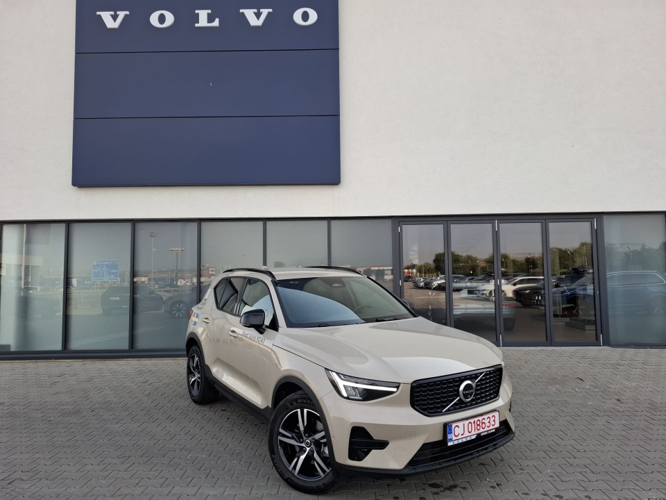 xc40 plus dark b3 p at7 fwd 06aa789779b386