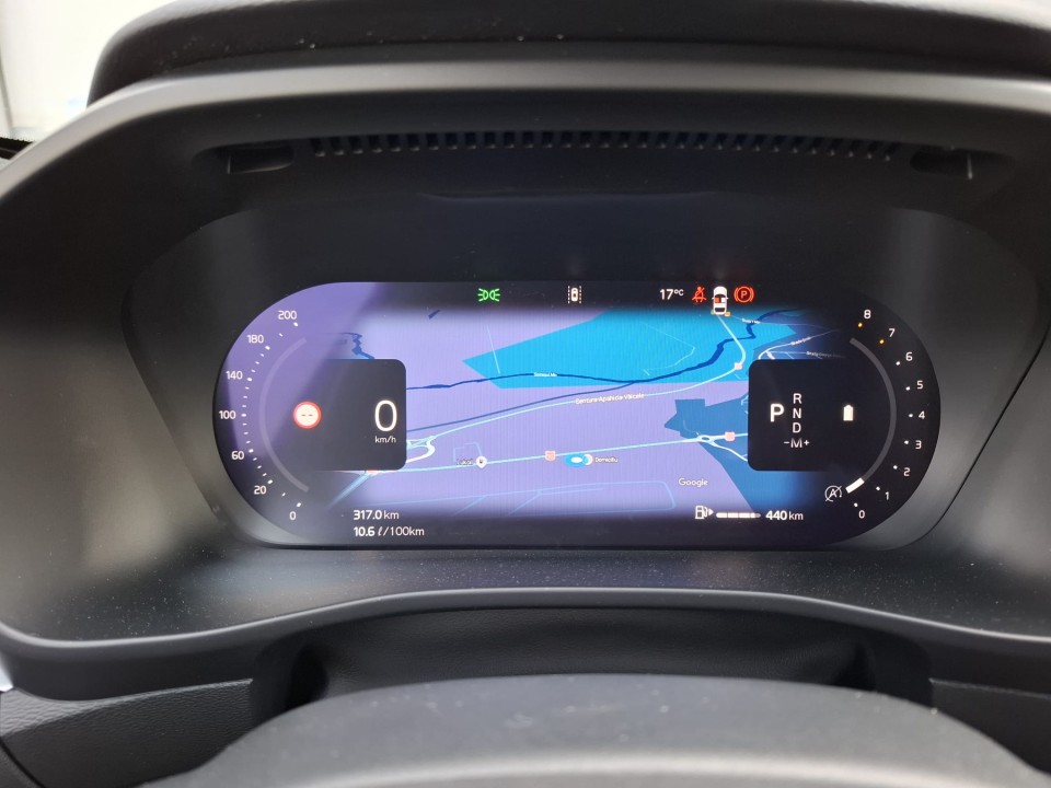Volvo XC 40 XC40 Plus Dark B3 (P) AT7 FWD